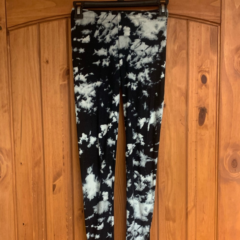 Black and White Tie dye leggings